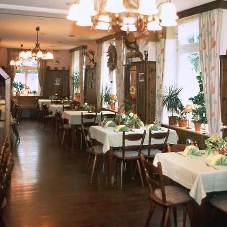 Hotel Drei Kronen 3*